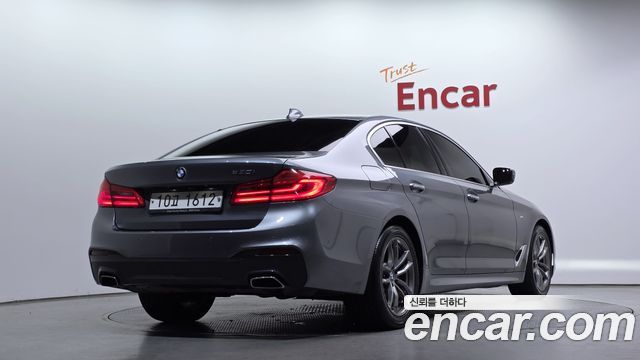 BMW 5-Series 530i M Sport Package Plus