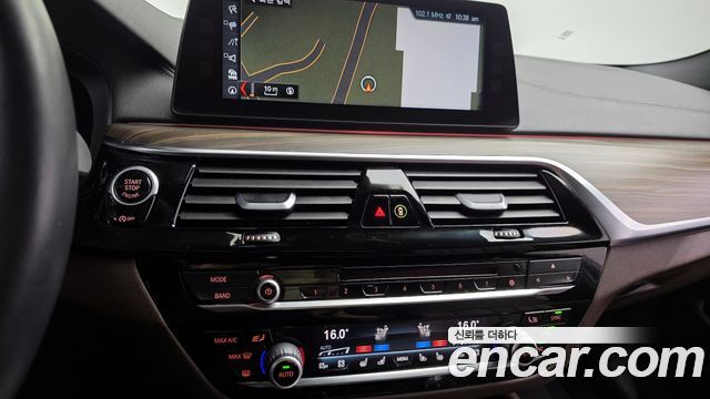 BMW 5-Series 530i M Sport Package Plus