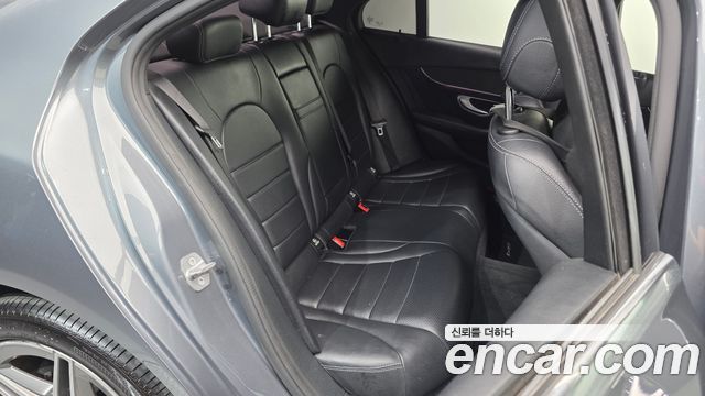 Mercedes-Benz C-Class C220 d 4MATIC AMG Line