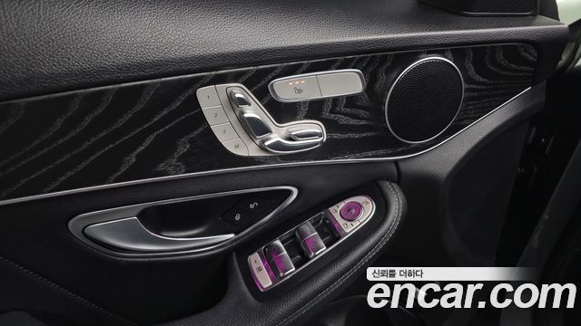 Mercedes-Benz C-Class C220 d 4MATIC AMG Line