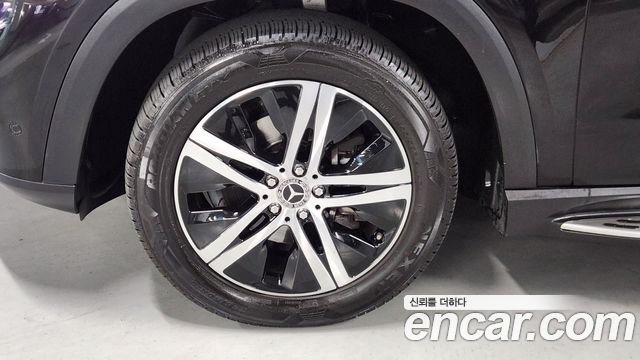 Mercedes-Benz GLE-Class GLE300d 4MATIC
