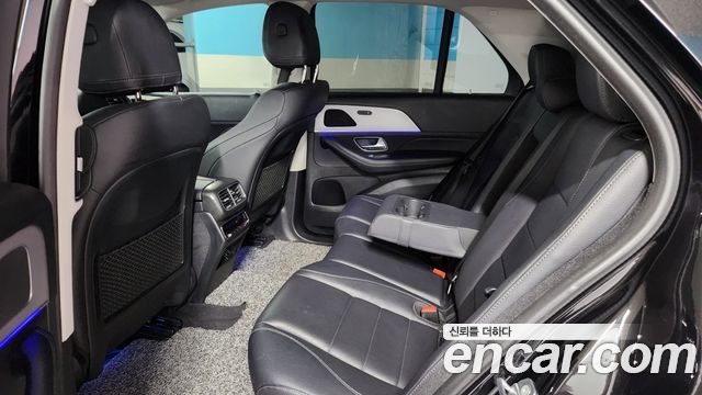 Mercedes-Benz GLE-Class GLE300d 4MATIC