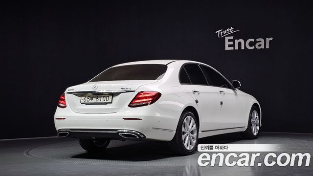 Mercedes-Benz E-Class E220d Exclusive