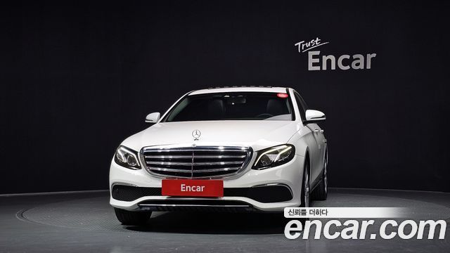 Mercedes-Benz E-Class E220d Exclusive
