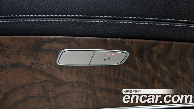 Mercedes-Benz E-Class E220d Exclusive