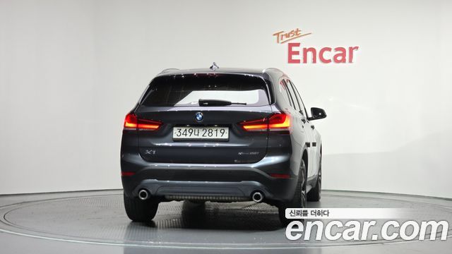 BMW X1 xDrive 20i Advantage