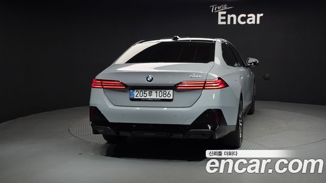 BMW 5-Series 520i M Sport