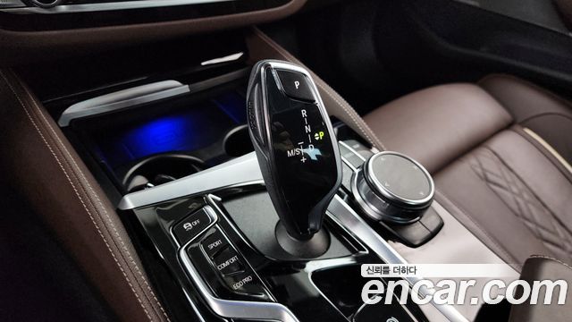 BMW 5-Series 530i xDrive M Sport Package