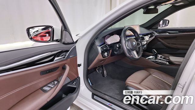 BMW 5-Series 530i xDrive M Sport Package