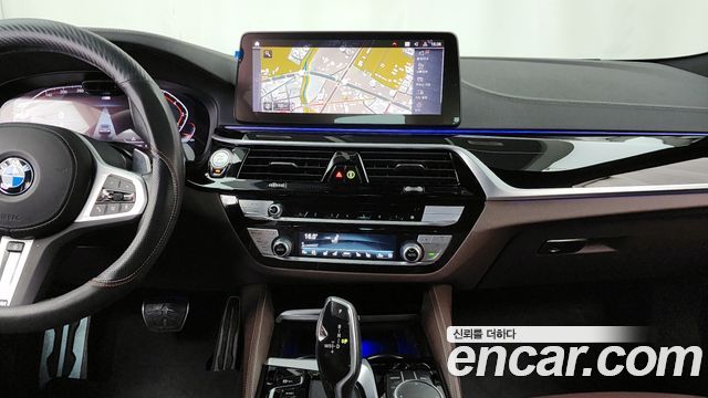 BMW 5-Series 530i xDrive M Sport Package