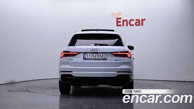 Audi Q3 35 TDI Premium