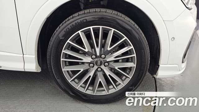 Audi Q3 35 TDI Premium