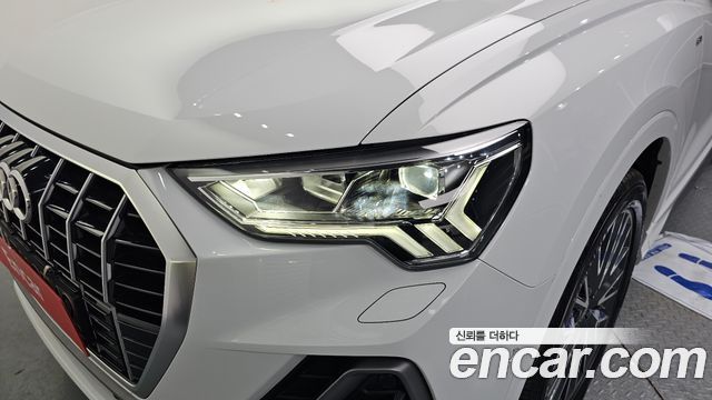 Audi Q3 35 TDI Premium