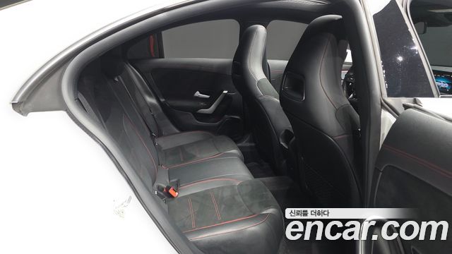 Mercedes-Benz CLA-Class CLA250 4MATIC