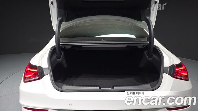 Mercedes-Benz CLA-Class CLA250 4MATIC