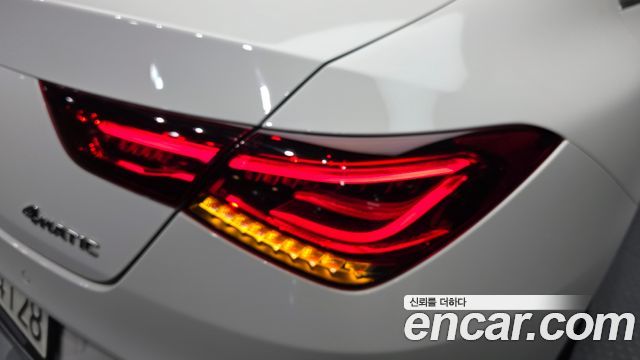 Mercedes-Benz CLA-Class CLA250 4MATIC