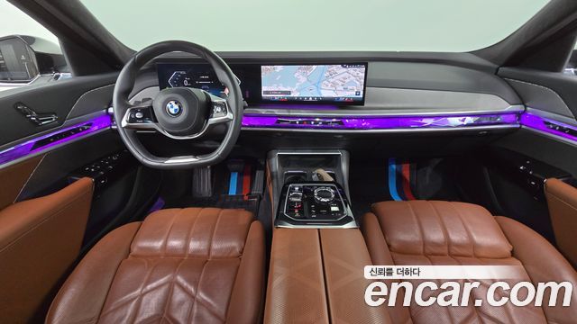 BMW 7-Series 740i sDrive Design Pure Excellence