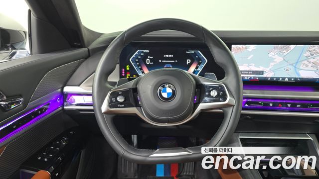 BMW 7-Series 740i sDrive Design Pure Excellence
