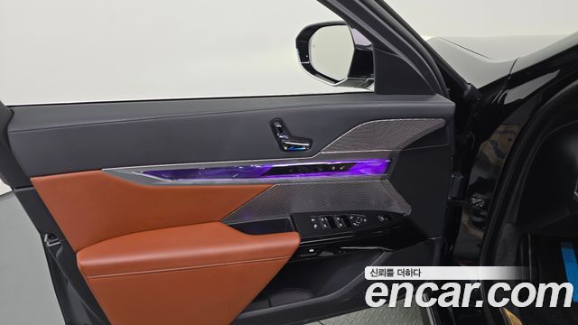 BMW 7-Series 740i sDrive Design Pure Excellence