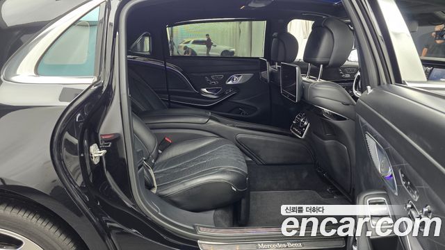 Mercedes-Benz S-Class Maybach S600
