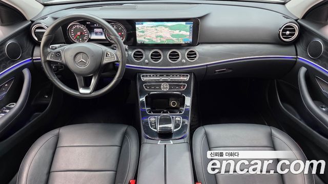 Mercedes-Benz E-Class E220d Avantgarde