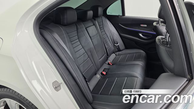 Mercedes-Benz E-Class E220d Avantgarde