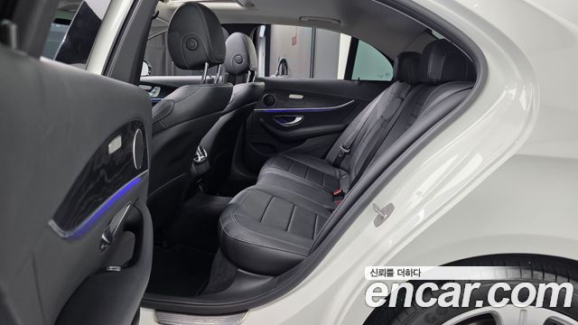 Mercedes-Benz E-Class E220d Avantgarde