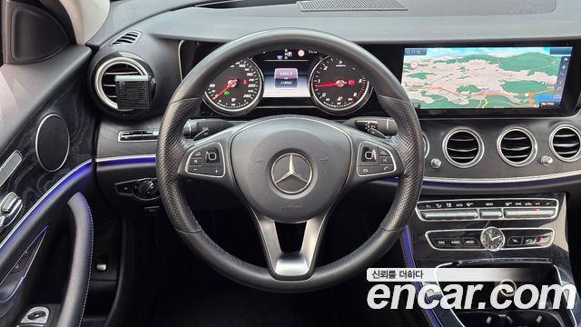 Mercedes-Benz E-Class E220d Avantgarde