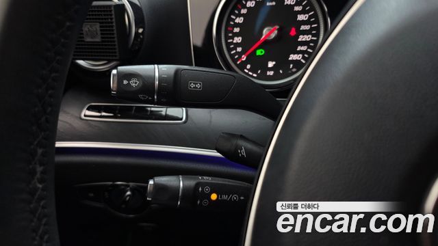 Mercedes-Benz E-Class E220d Avantgarde