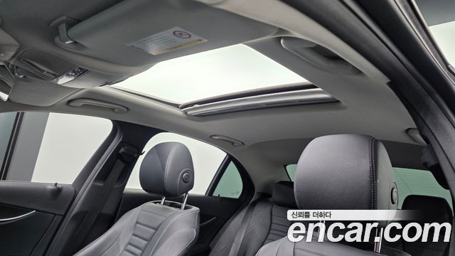 Mercedes-Benz E-Class E220d Avantgarde