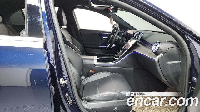 Mercedes-Benz C-Class C200 4MATIC Avantgarde