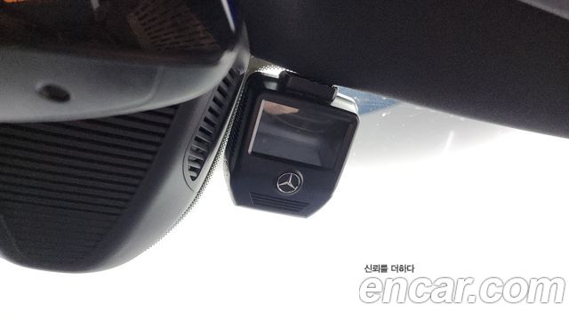 Mercedes-Benz C-Class C200 4MATIC Avantgarde