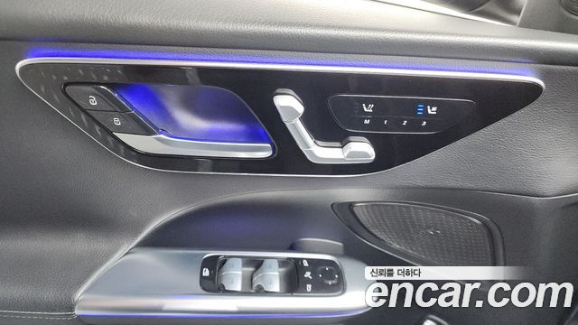 Mercedes-Benz C-Class C200 4MATIC Avantgarde