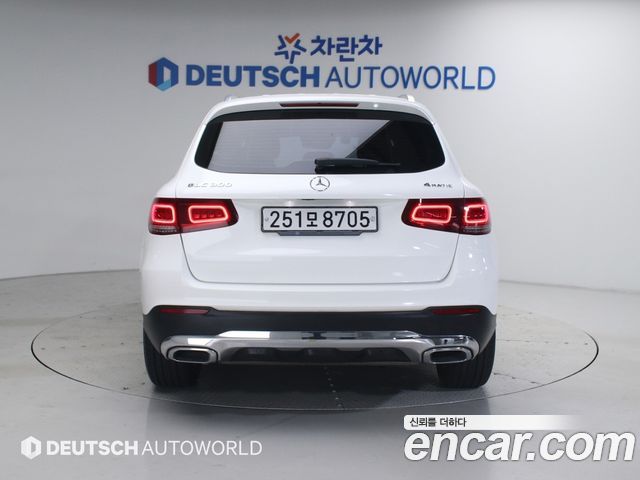 Mercedes-Benz GLC-Class GLC300 4MATIC