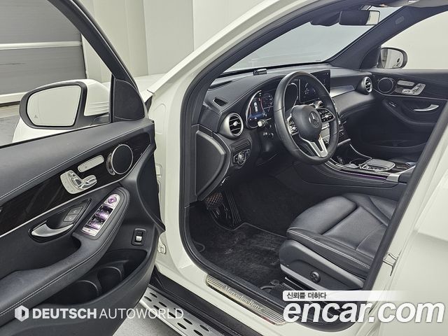 Mercedes-Benz GLC-Class GLC300 4MATIC