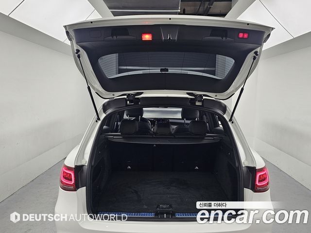Mercedes-Benz GLC-Class GLC300 4MATIC