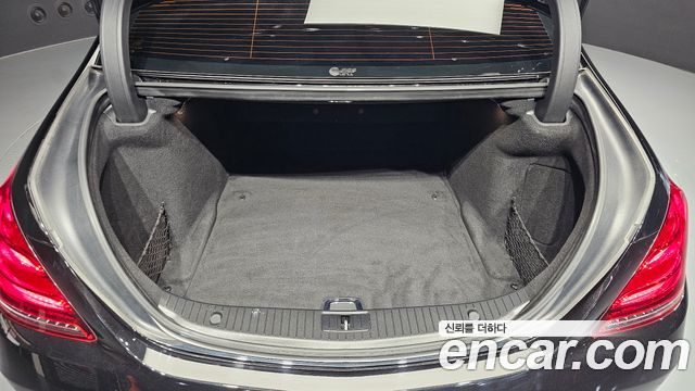 Mercedes-Benz S-Class S350L