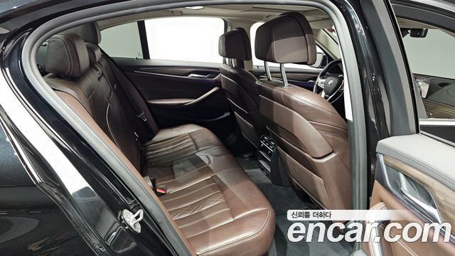 BMW 5-Series 520d Luxury Plus