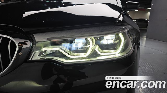 BMW 5-Series 520d Luxury Plus