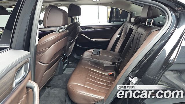 BMW 5-Series 520d Luxury Plus