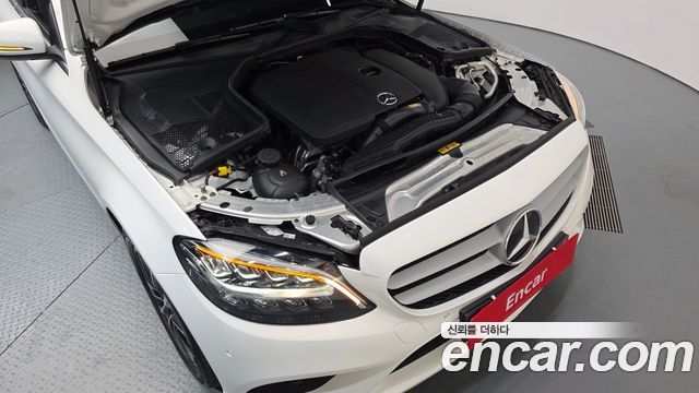 Mercedes-Benz C-Class C200
