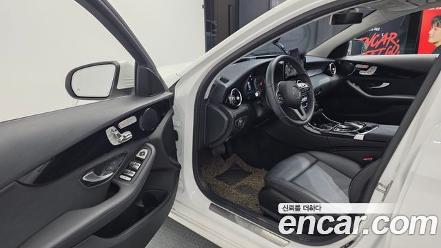 Mercedes-Benz C-Class C200