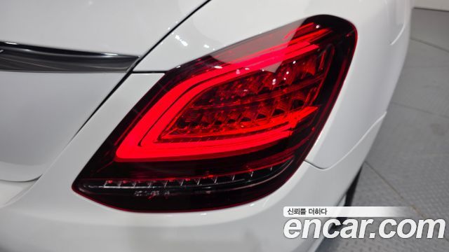 Mercedes-Benz C-Class C200