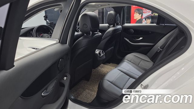Mercedes-Benz C-Class C200