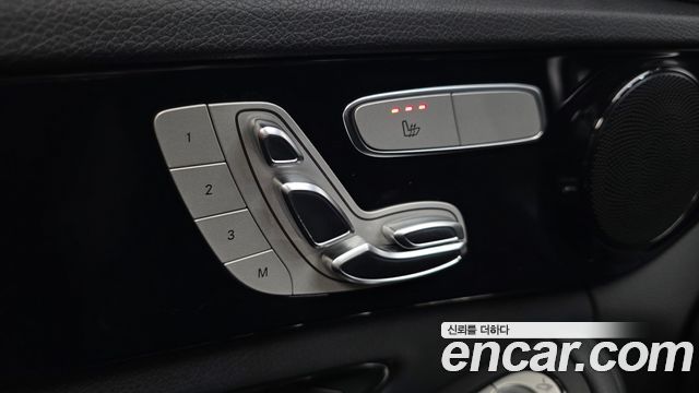 Mercedes-Benz C-Class C200