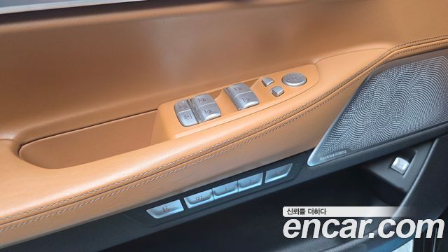 BMW 7-Series M760Li xDrive