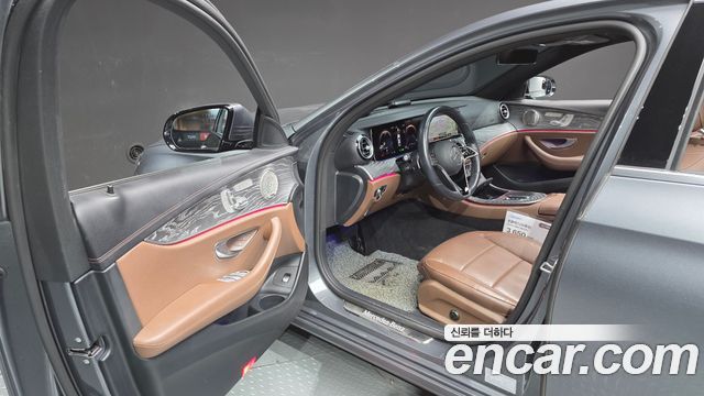 Mercedes-Benz E-Class E350 4MATIC Avantgarde