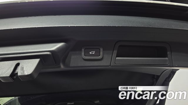Land Rover Range Rover Velar 3.0 D300 R-Dynamic SE