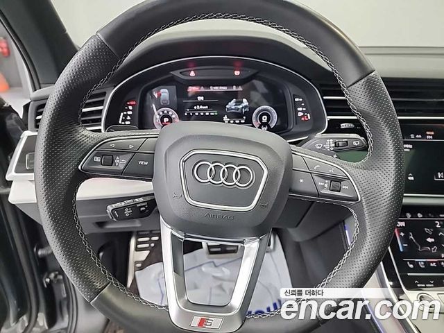 Audi Q7 55 TFSI Quattro Premium