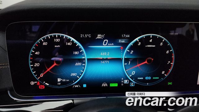 Mercedes-Benz E-Class E450 4MATIC Exclusive